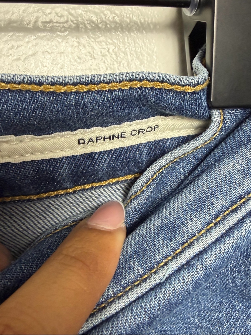Citizens Of Humanity Daphne Crop Jeans - Picture 8 of 10
